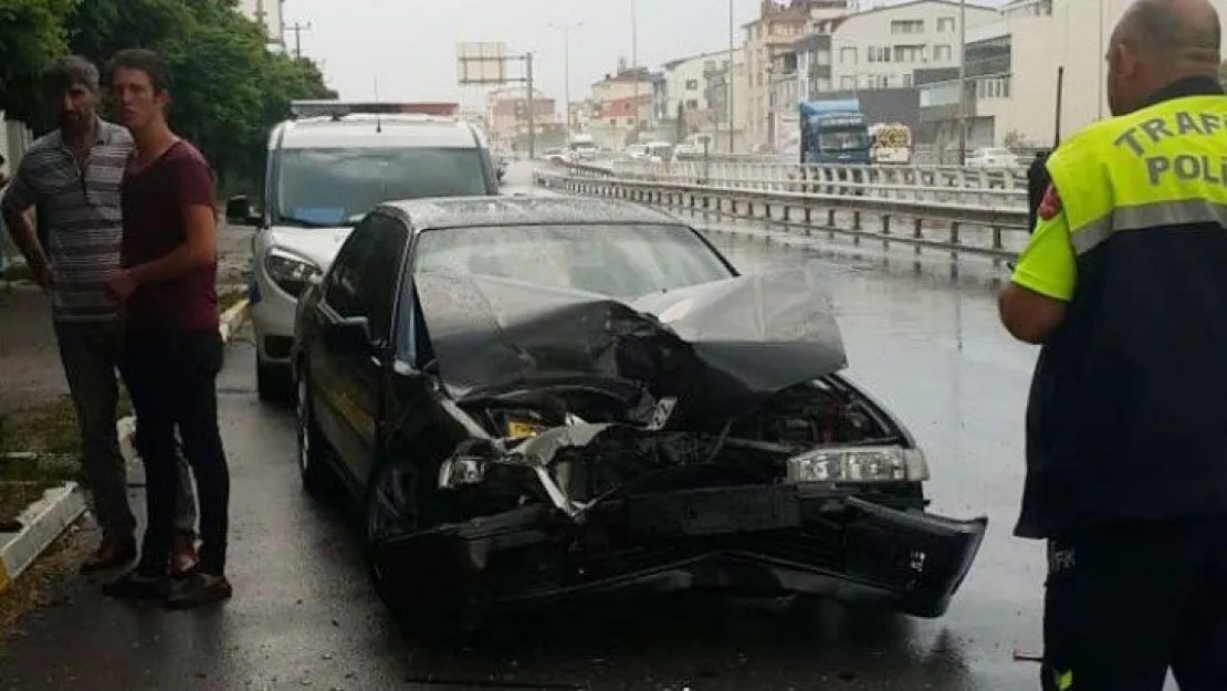 Yurt önünde korkutan kaza