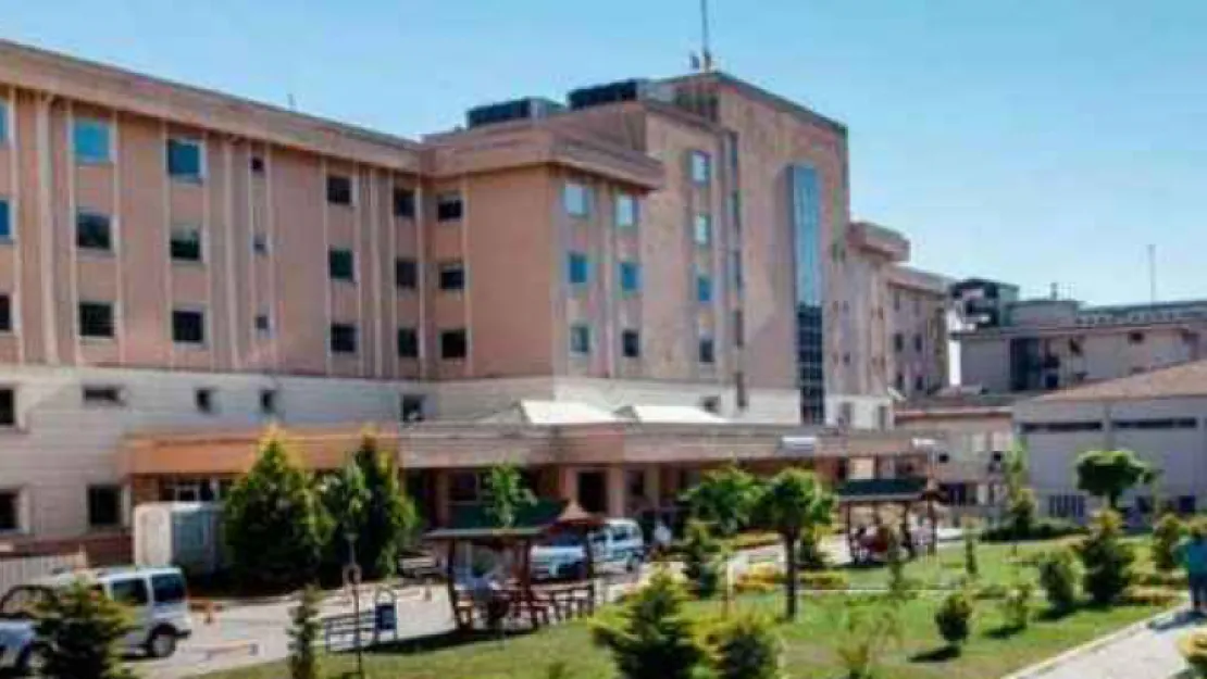 Yürüyerek gittiği Seka Devlet Hastanesi'den cenazesi çıktı