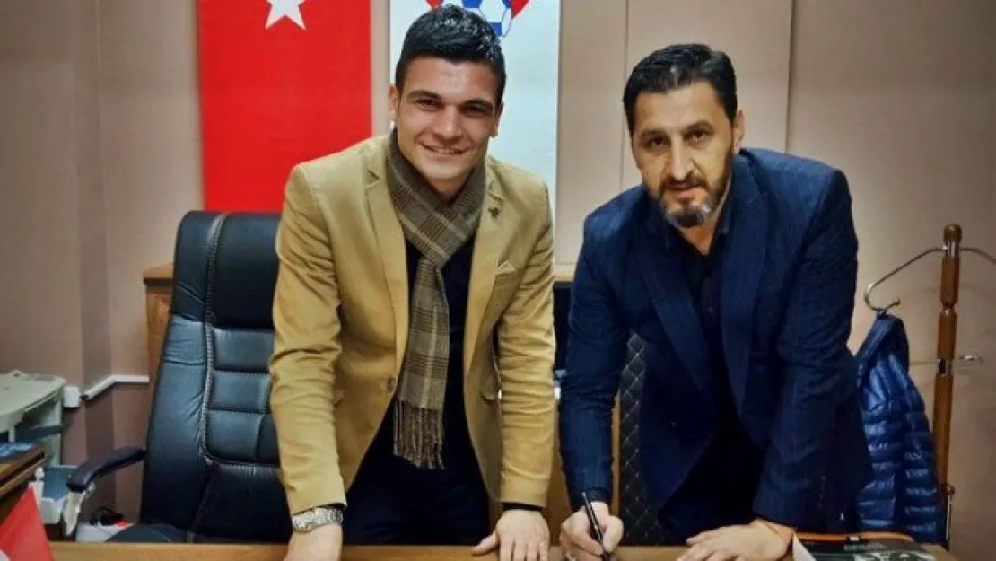 Zafer Şahin, Körfez Vefaspor'a üye oldu