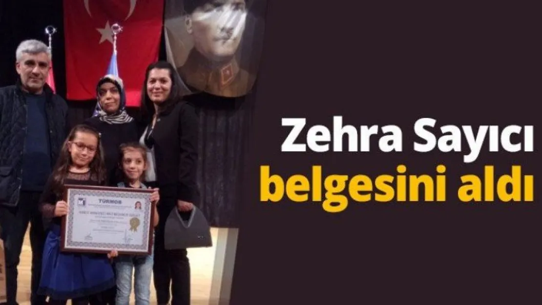 Zehra Sayıcı belgesini aldı