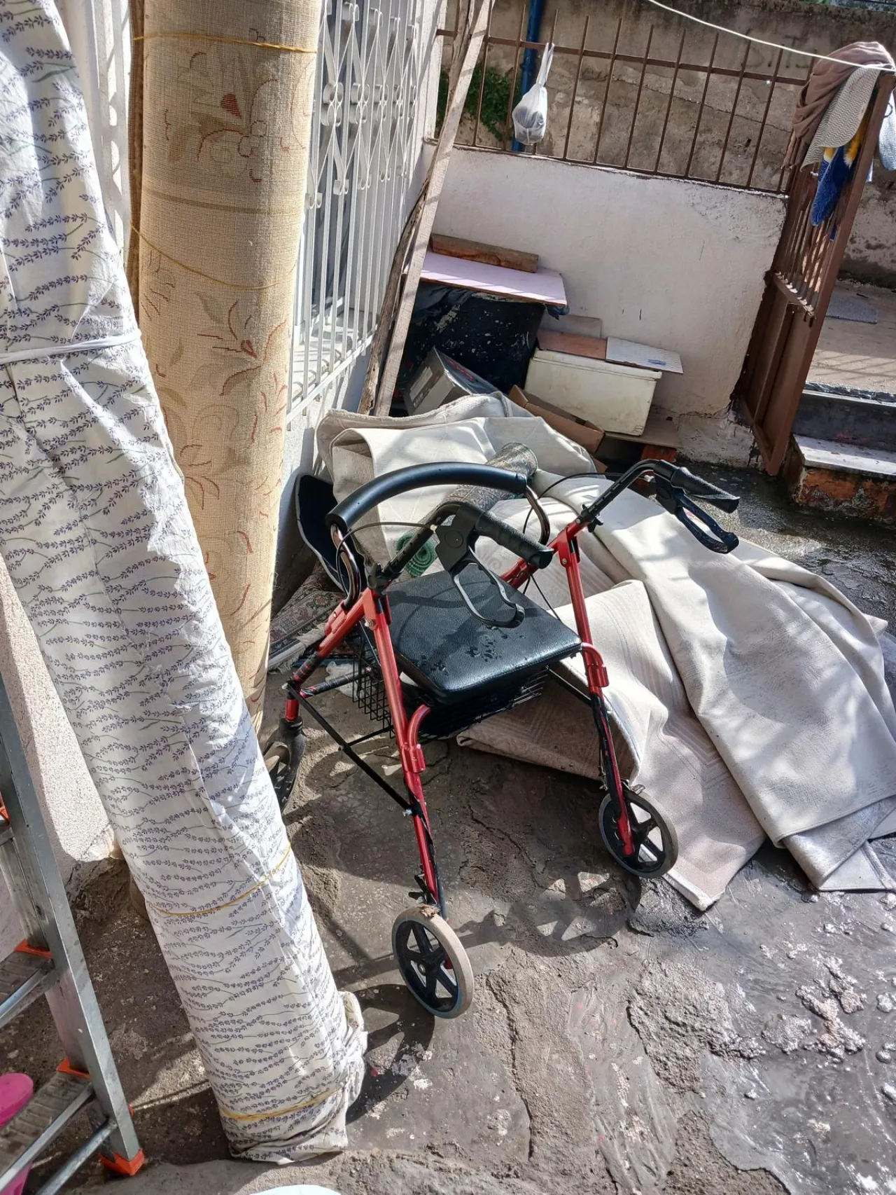 Yağmurlar bitti geride baskın manzaraları kaldı
