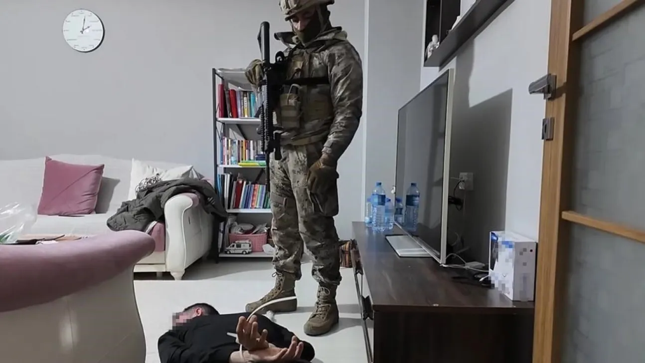 Kocaeli'de DEAŞ ve El Kaide operasyonu