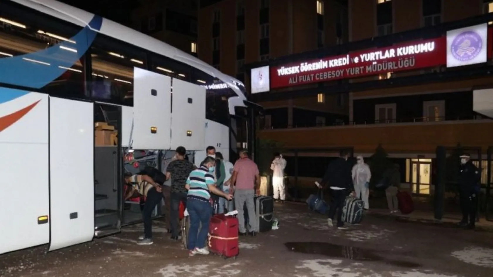 249 Türk vatandaşı Kocaeli'deki yurtlara yerleştirildi!