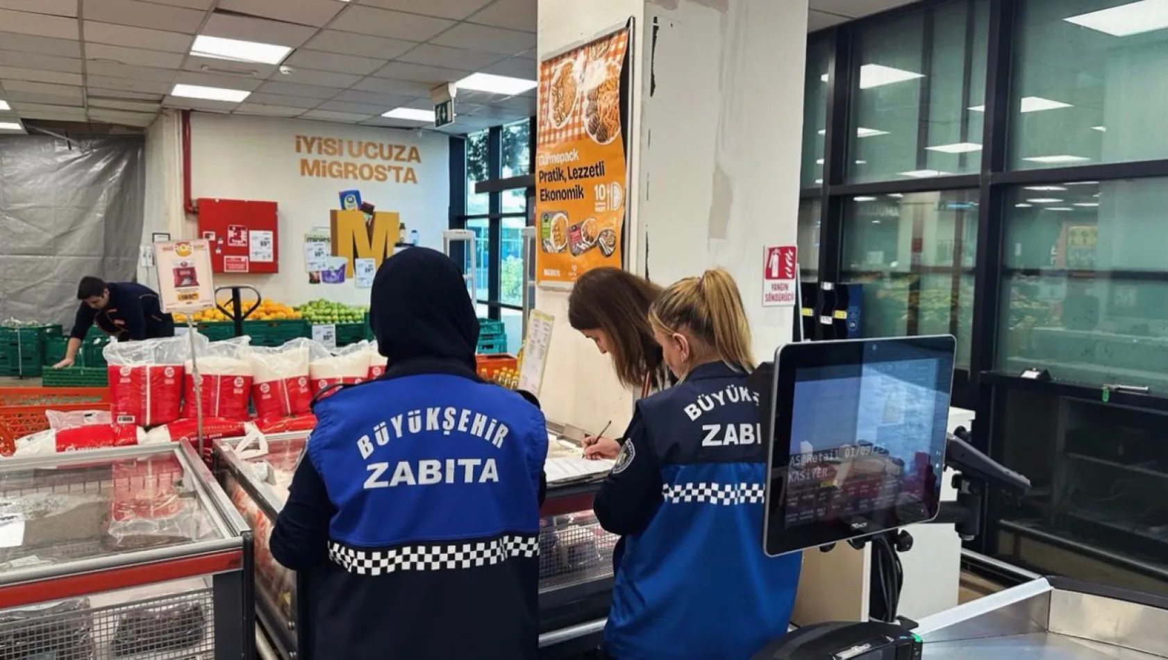 Büyükşehir Zabıtasından 2025'te 11 bin işlem