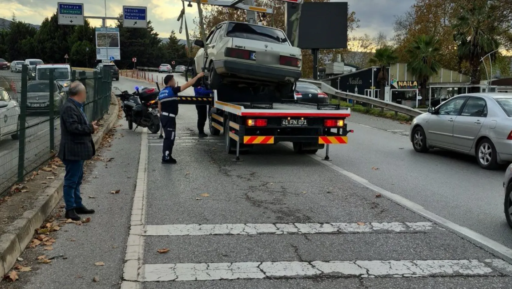 Zabıta yolda bırakmadı