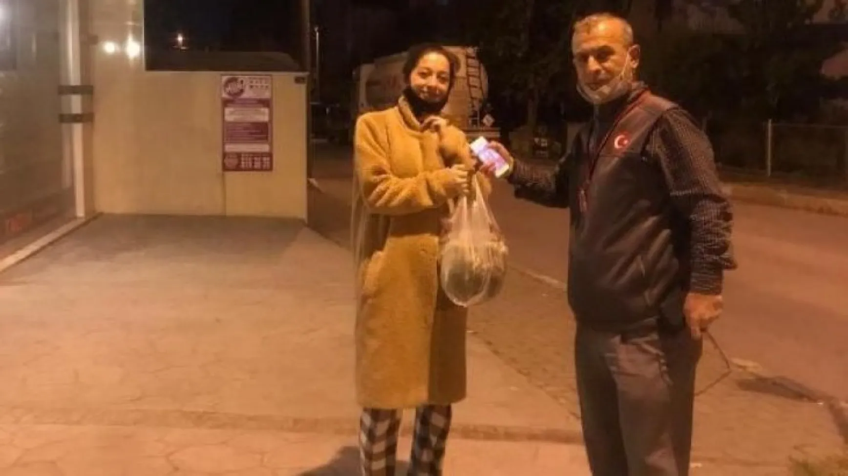 Erik ve karpuz aşerdi, vali evine göndertti!