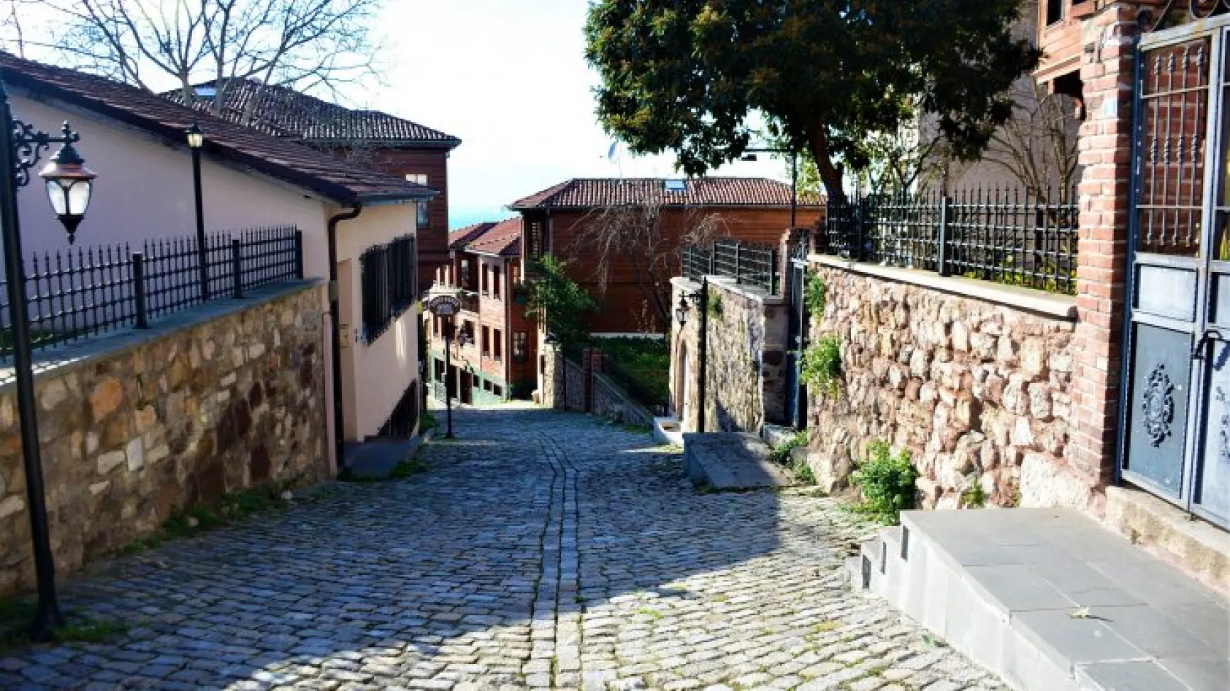 İzmit'te tarih kokan sokaklar