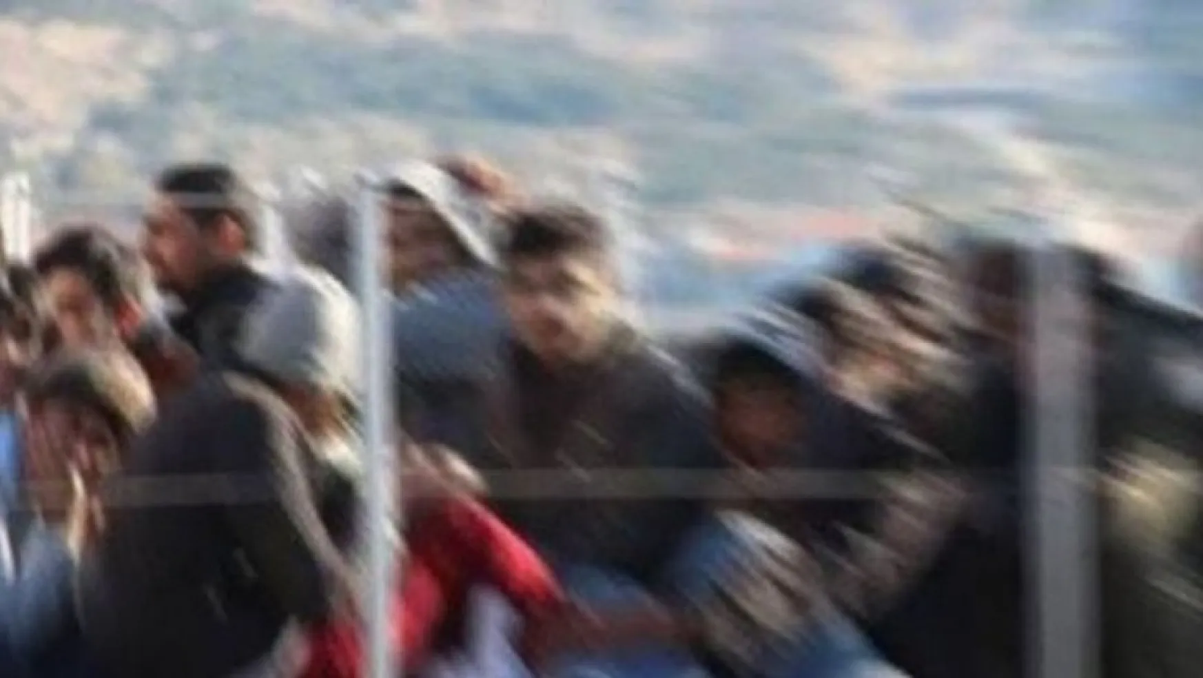 22 kaçak göçmen sınır dışı edildi