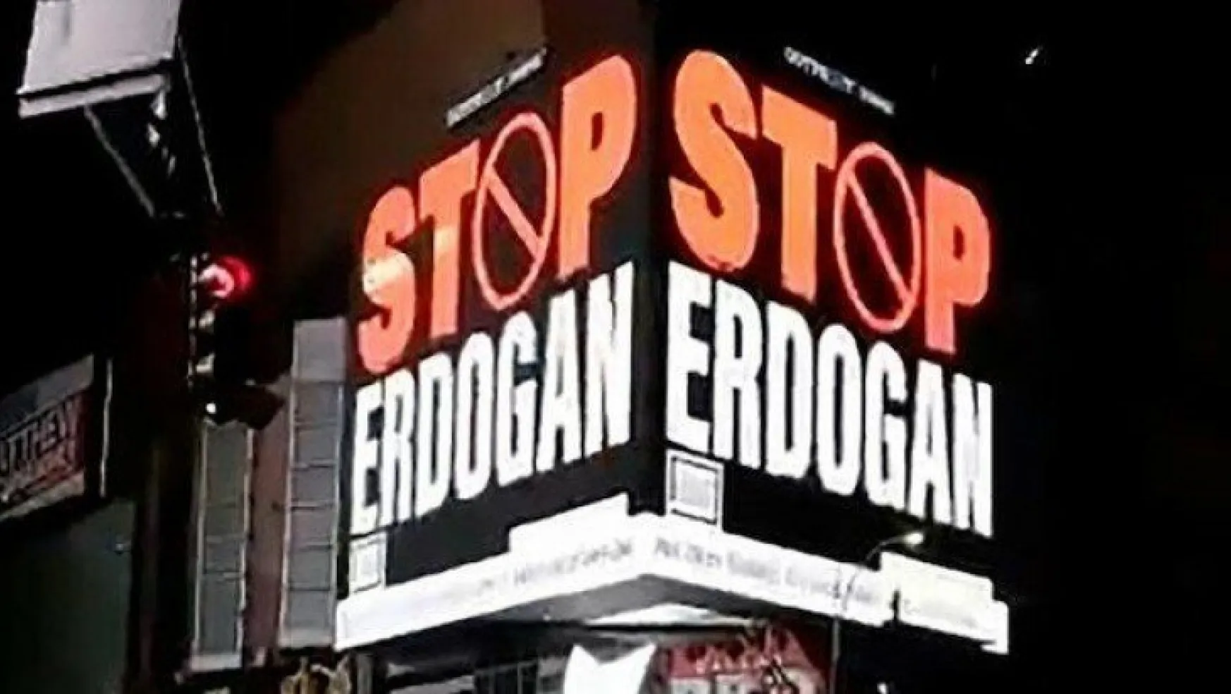 AK Parti'den 'Stop Erdoğan' yazılı ilanlara sert tepki