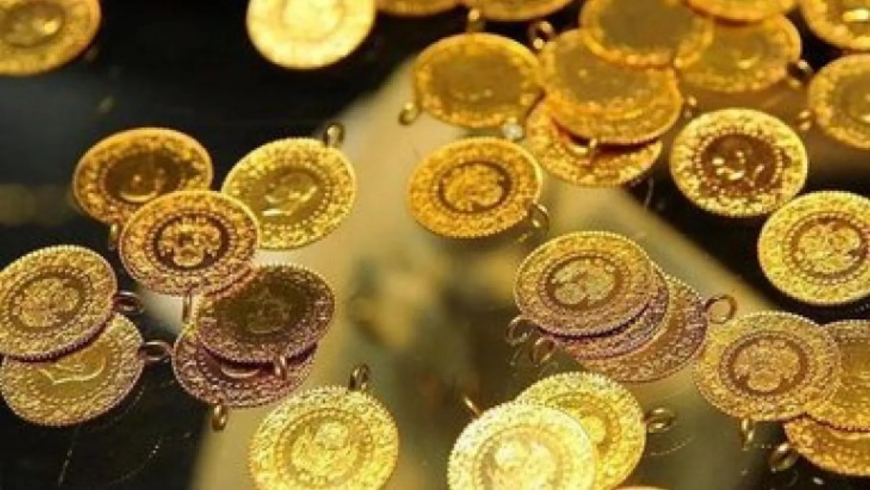 Altın fiyatları rekor tazeledi