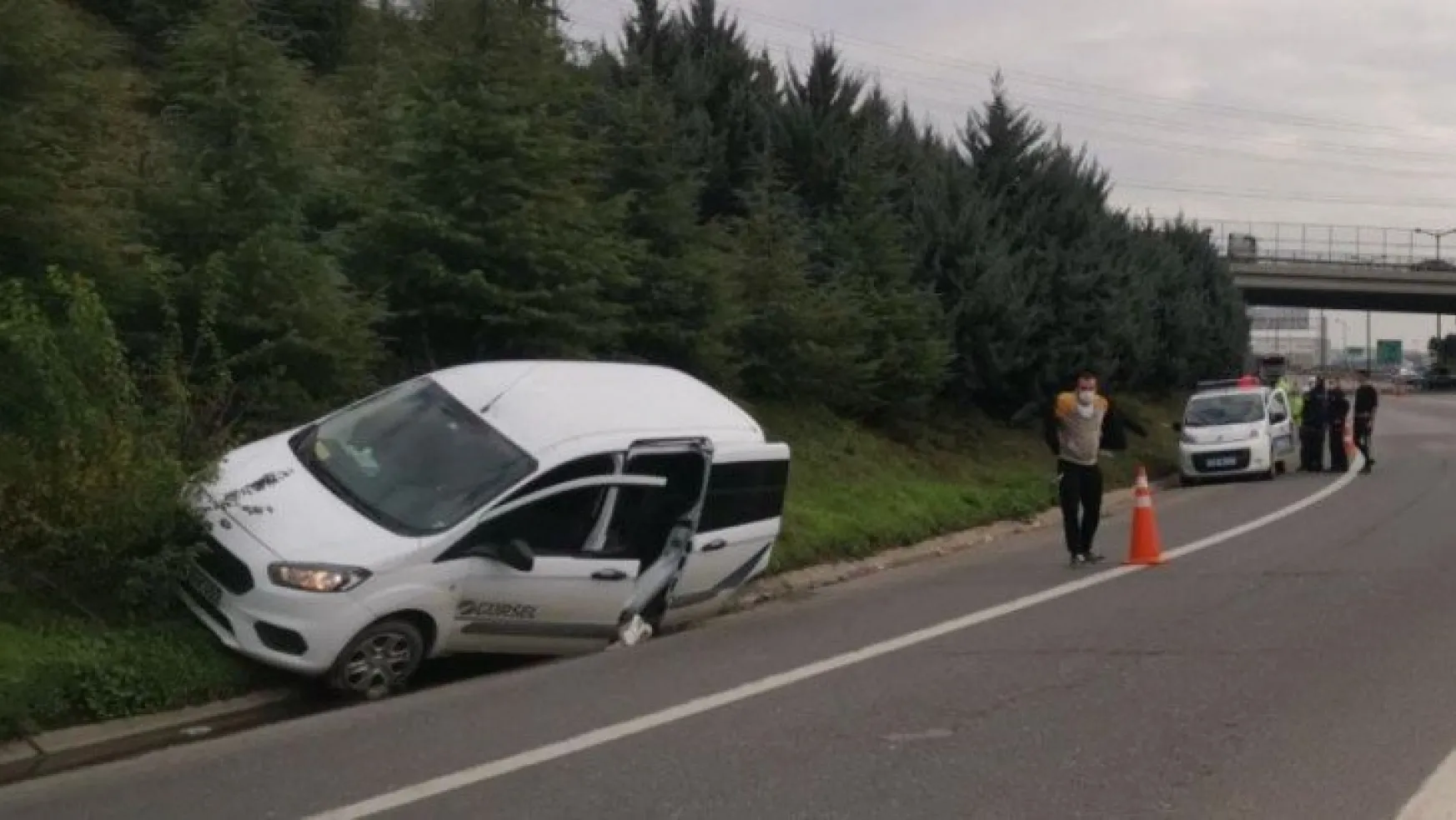 Anadolu Otoyolu'nda beyin kanaması geçiren sürücü kaza yaptı 