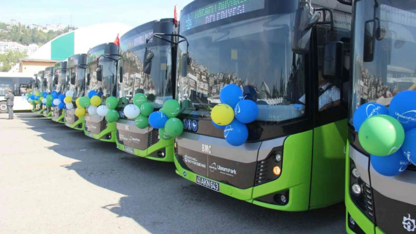 Kocaeli'de 30 yeni çevreci otobüs hizmete girdi