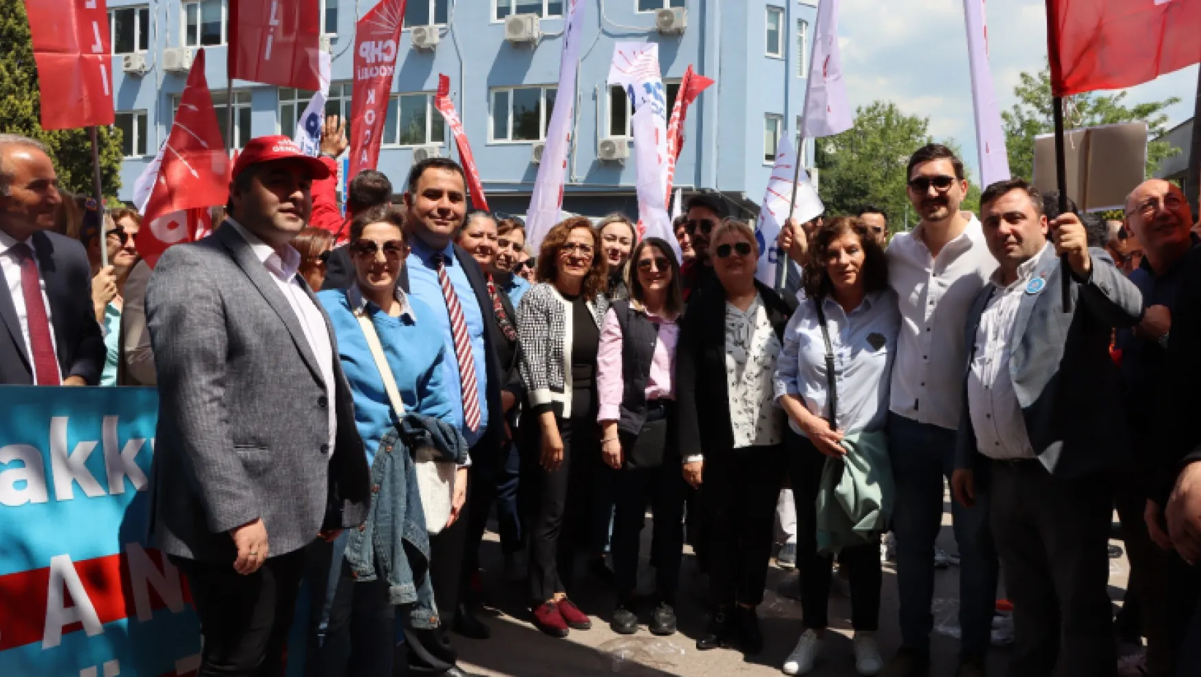 CHP Kocaeli 1 Mayıs'ta alanlarda