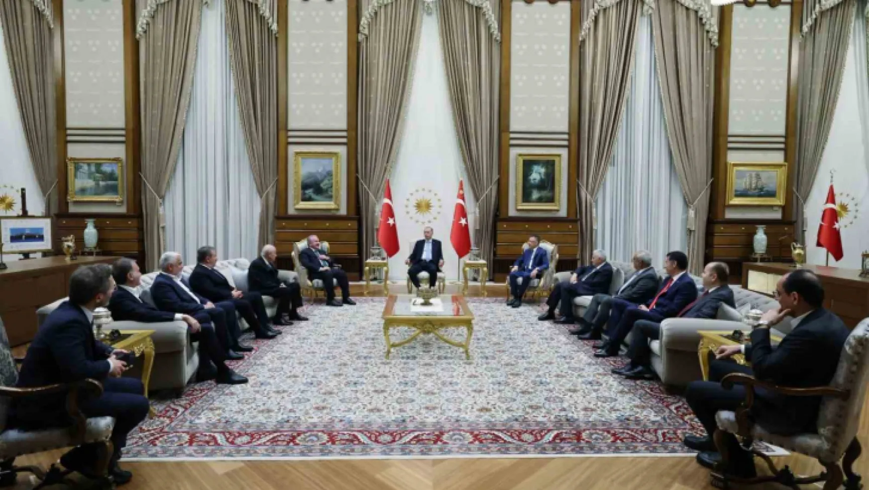 Cumhurbaşkanı Erdoğan, genel başkanları kabul etti