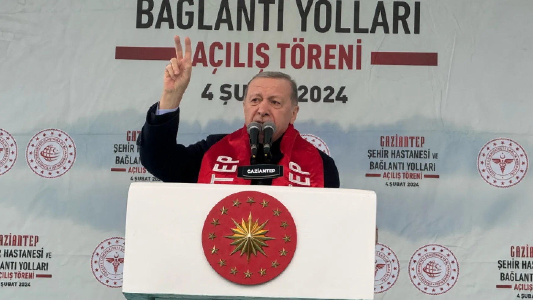 Erdoğan: Deprem şehirlerimizi tamamen ayağa kaldırana kadar dinlenmeyeceğiz