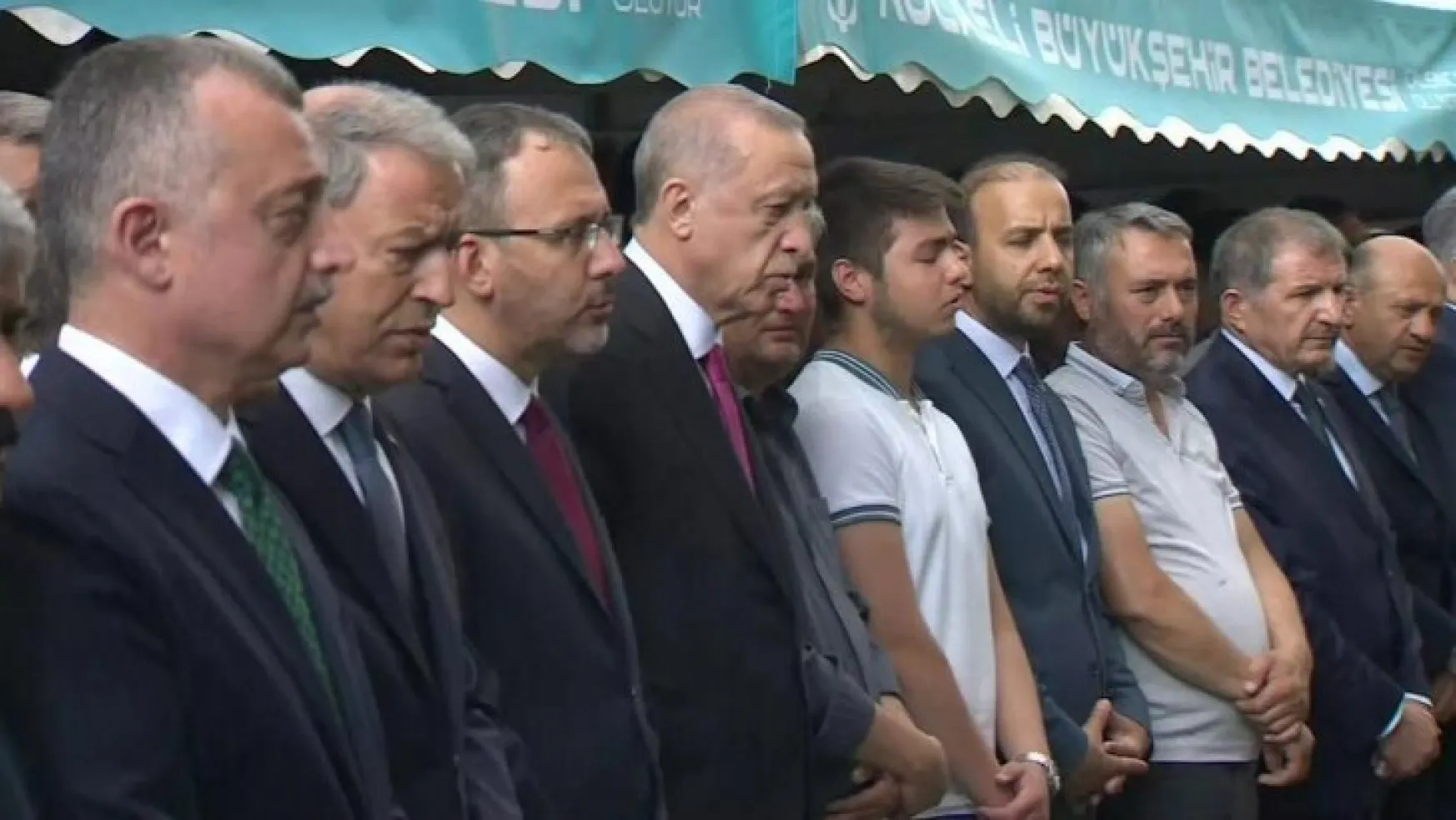 Erdoğan, Sude Naz'ın cenazesine katıldı