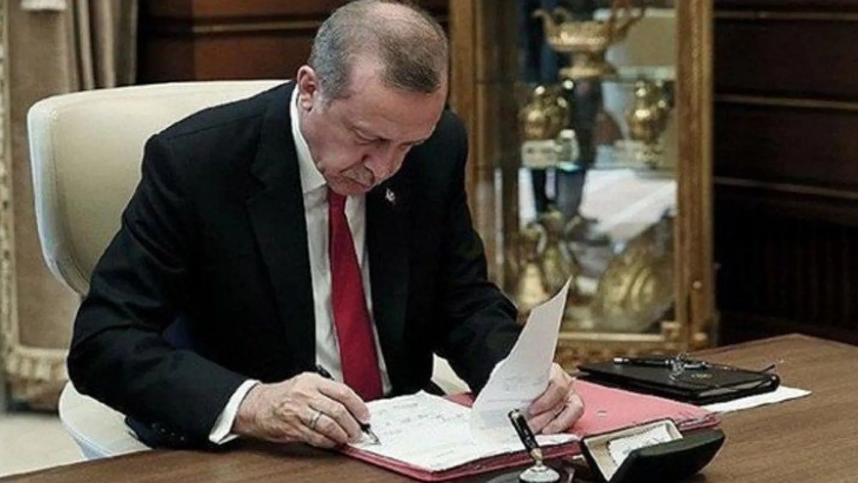 Erdoğan'dan peş peşe atamalar
