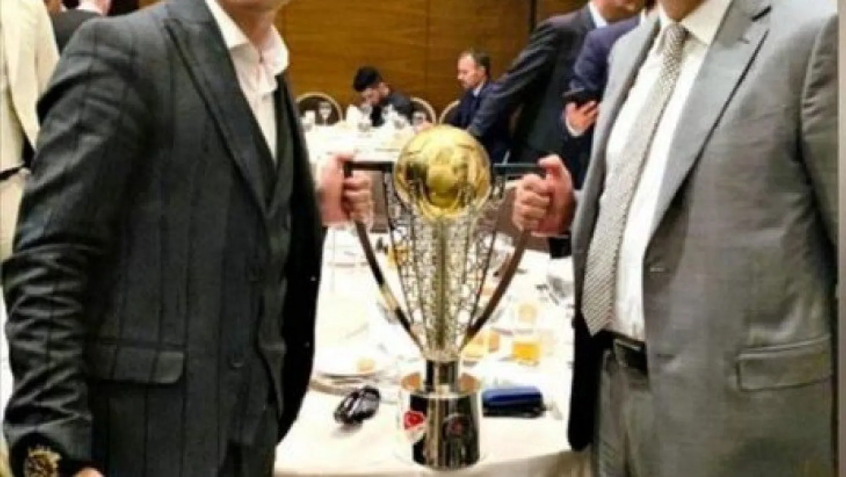 Genç Başkan Özgür Subaşı, Karagümrük Spor'a Süper Lig'de başarılar diledi 