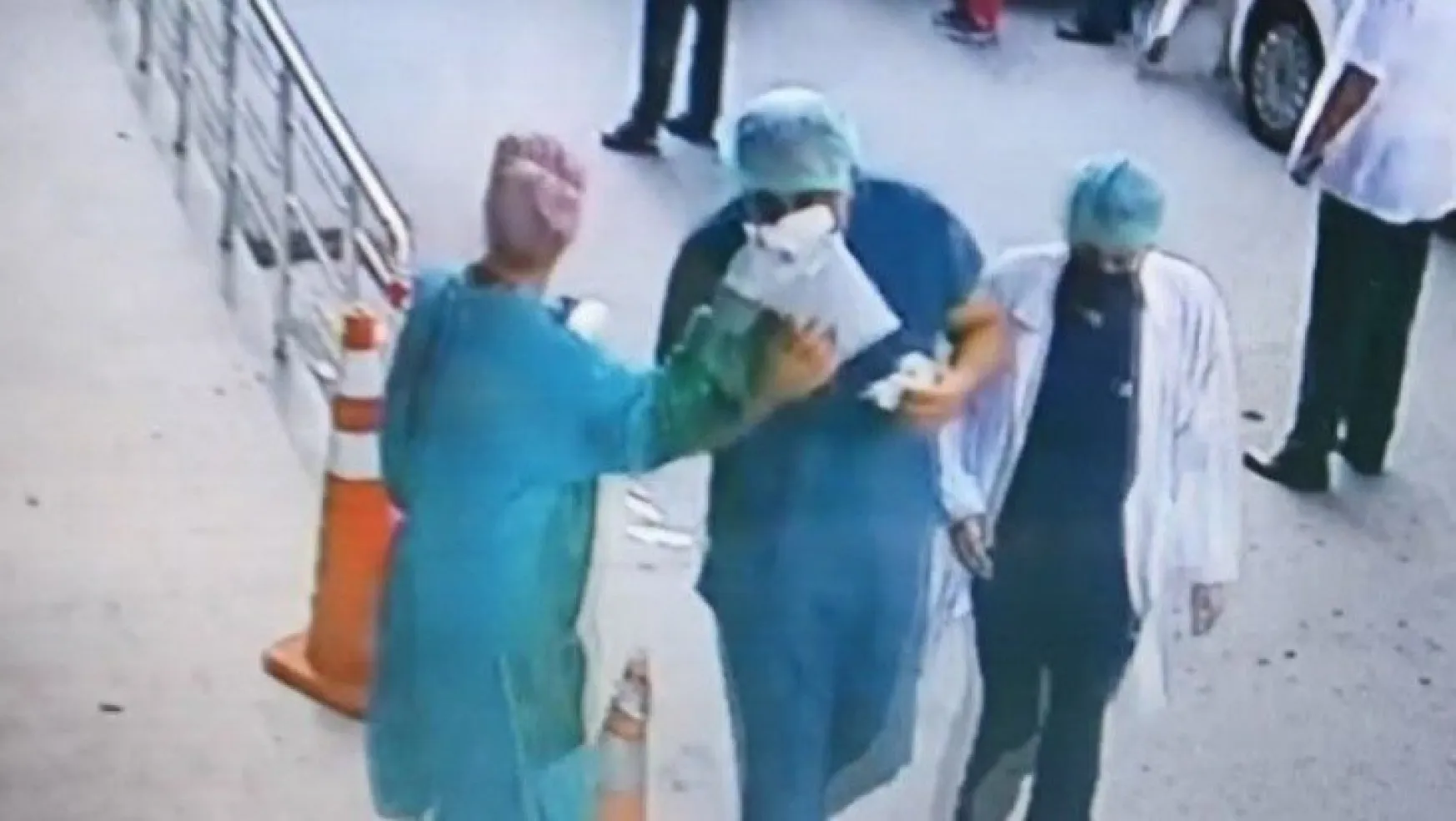 Hastane çalışanlarına saldıran 2 kişi tutuklandı!