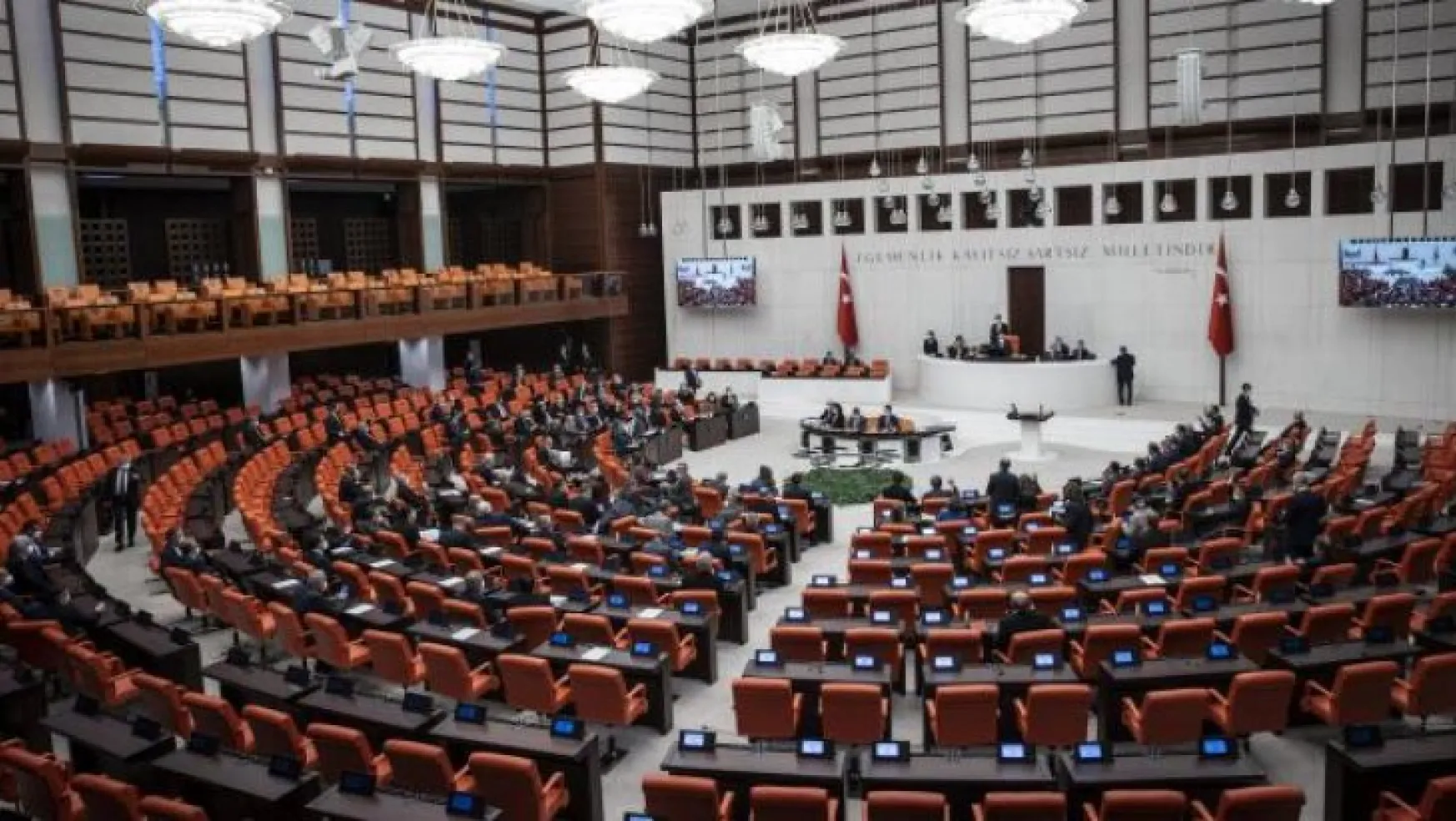 HDP'li 10 vekilin fezlekesi meclise gönderildi