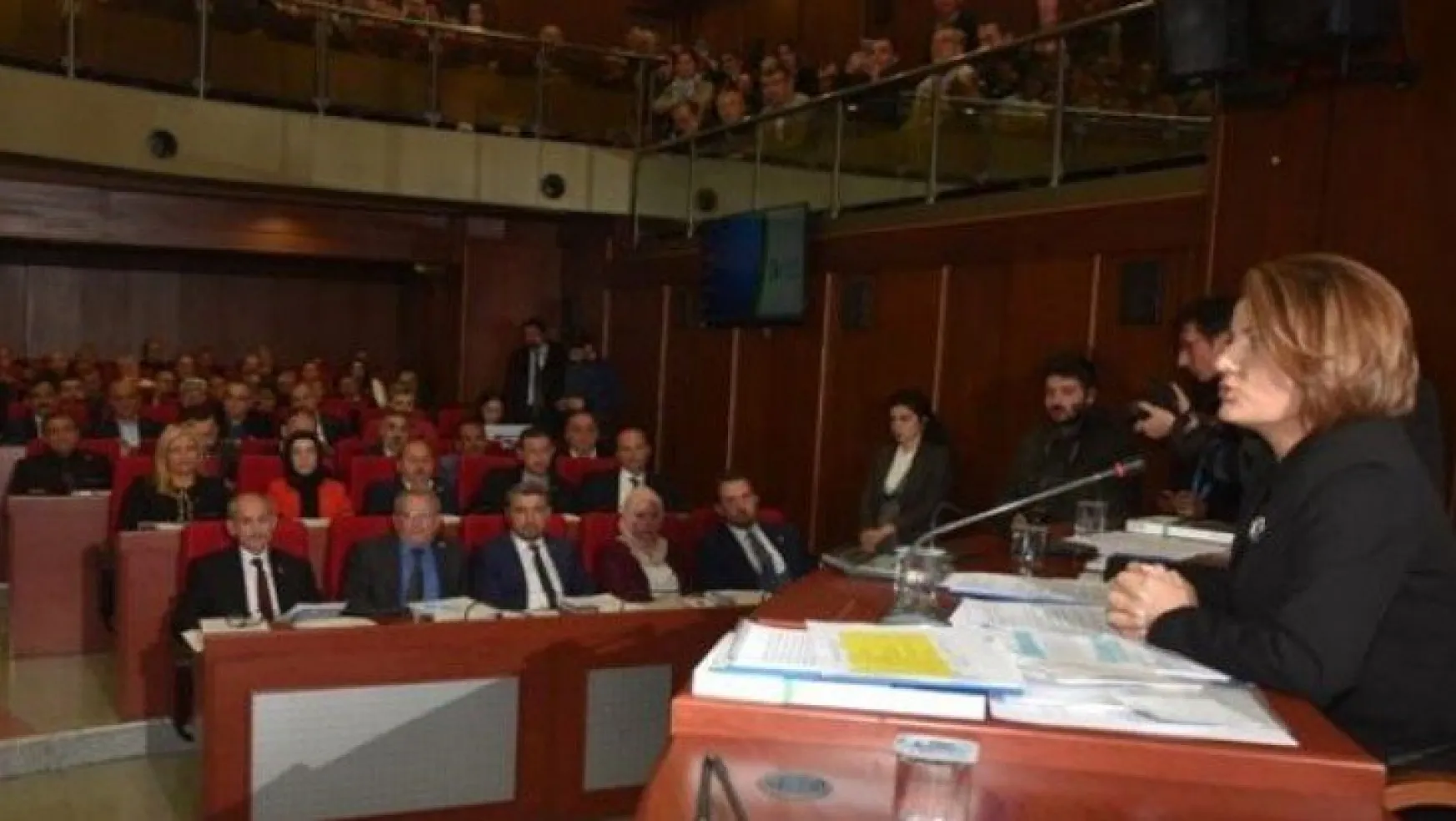 İzmit belediye meclis toplantısında 'kurnazlık' tartışması!
