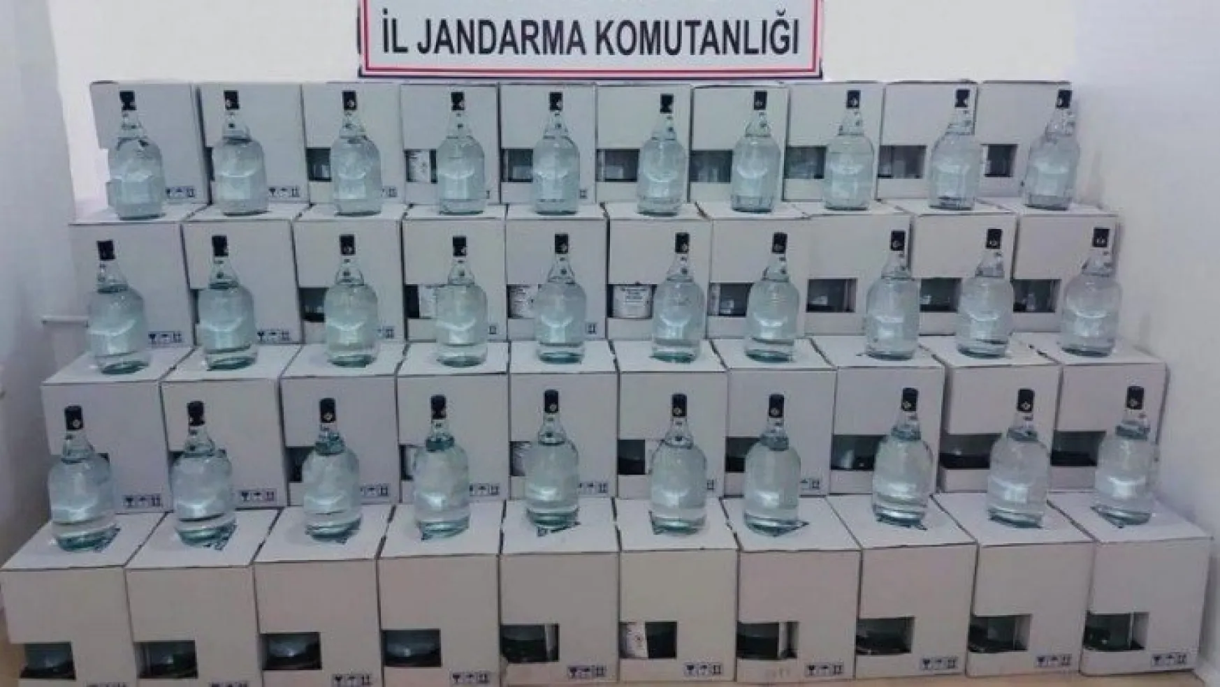 Jandarma operasyonunda 2 bin 500 litre etil alkol ele geçirildi