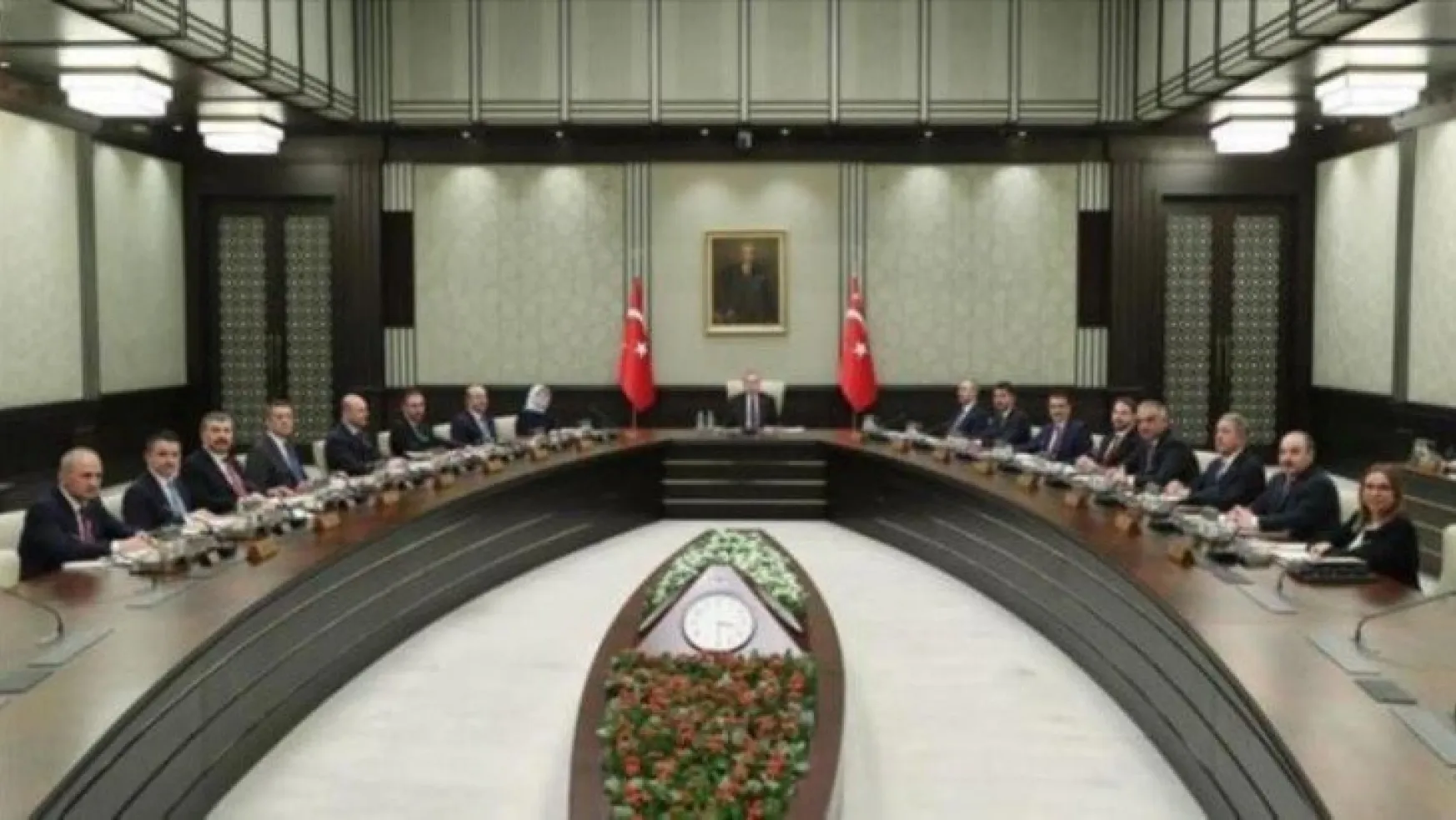 Kabine toplanıyor Gözler Erdoğan'da