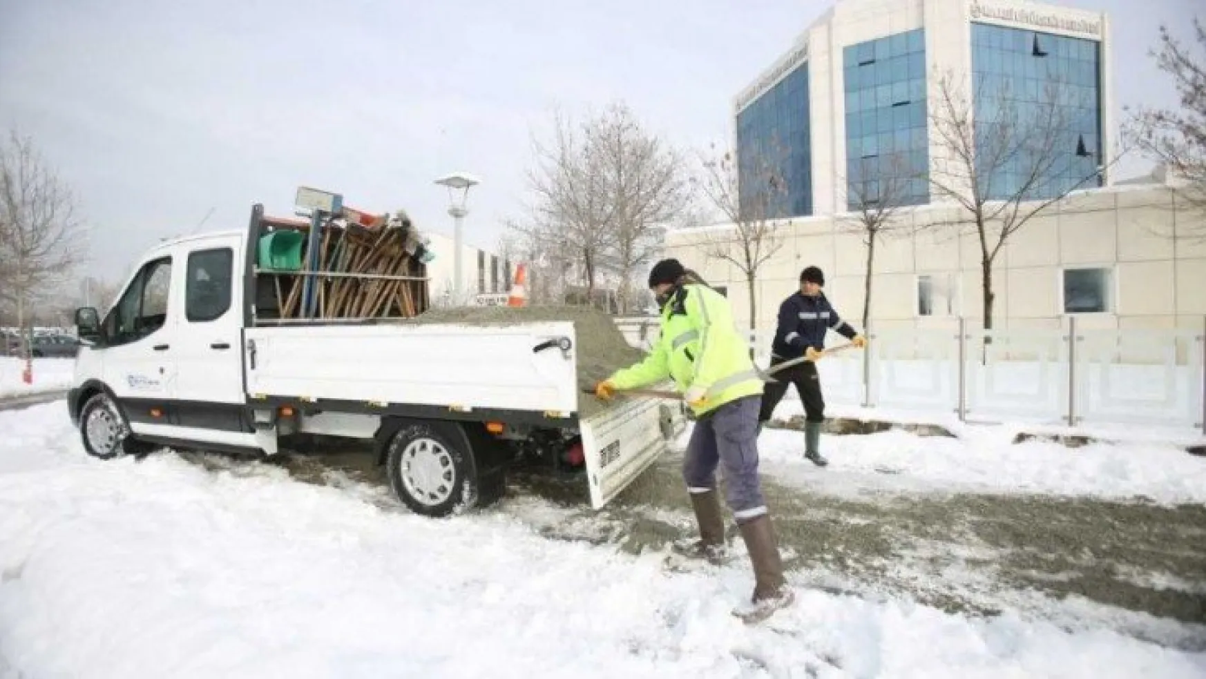 Karla mücadelede 6 bin ton tuz kullanıldı