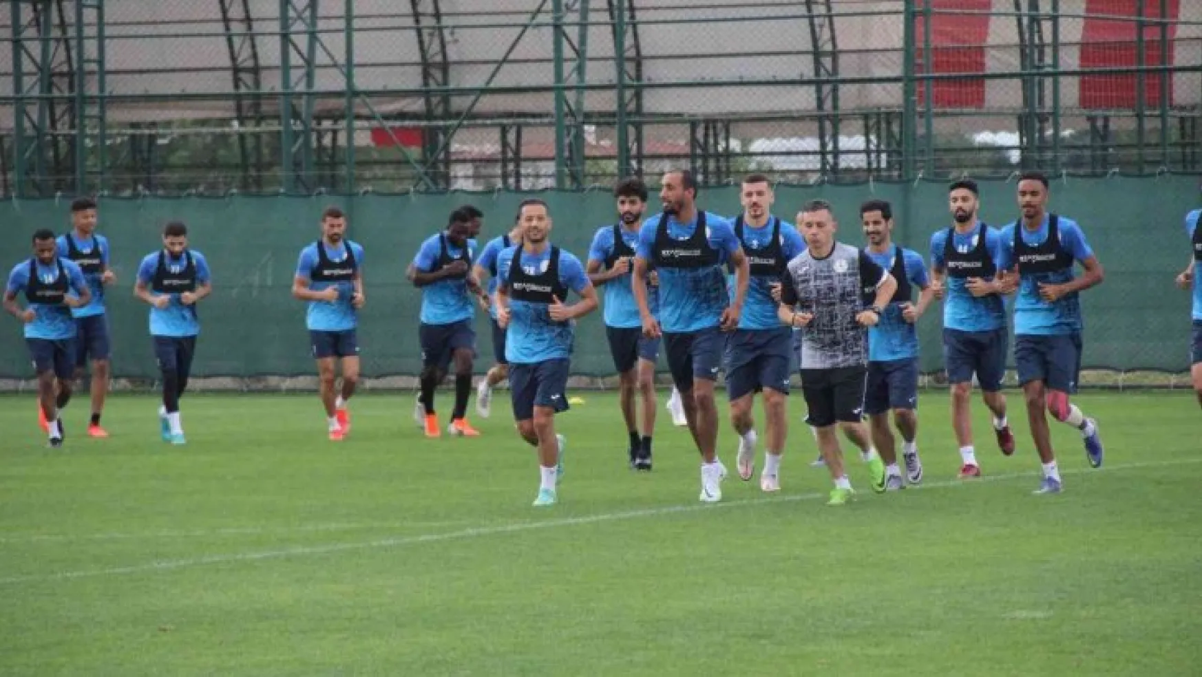 Katar Ligi takımları, yeni sezona Kocaeli'de hazırlanıyor