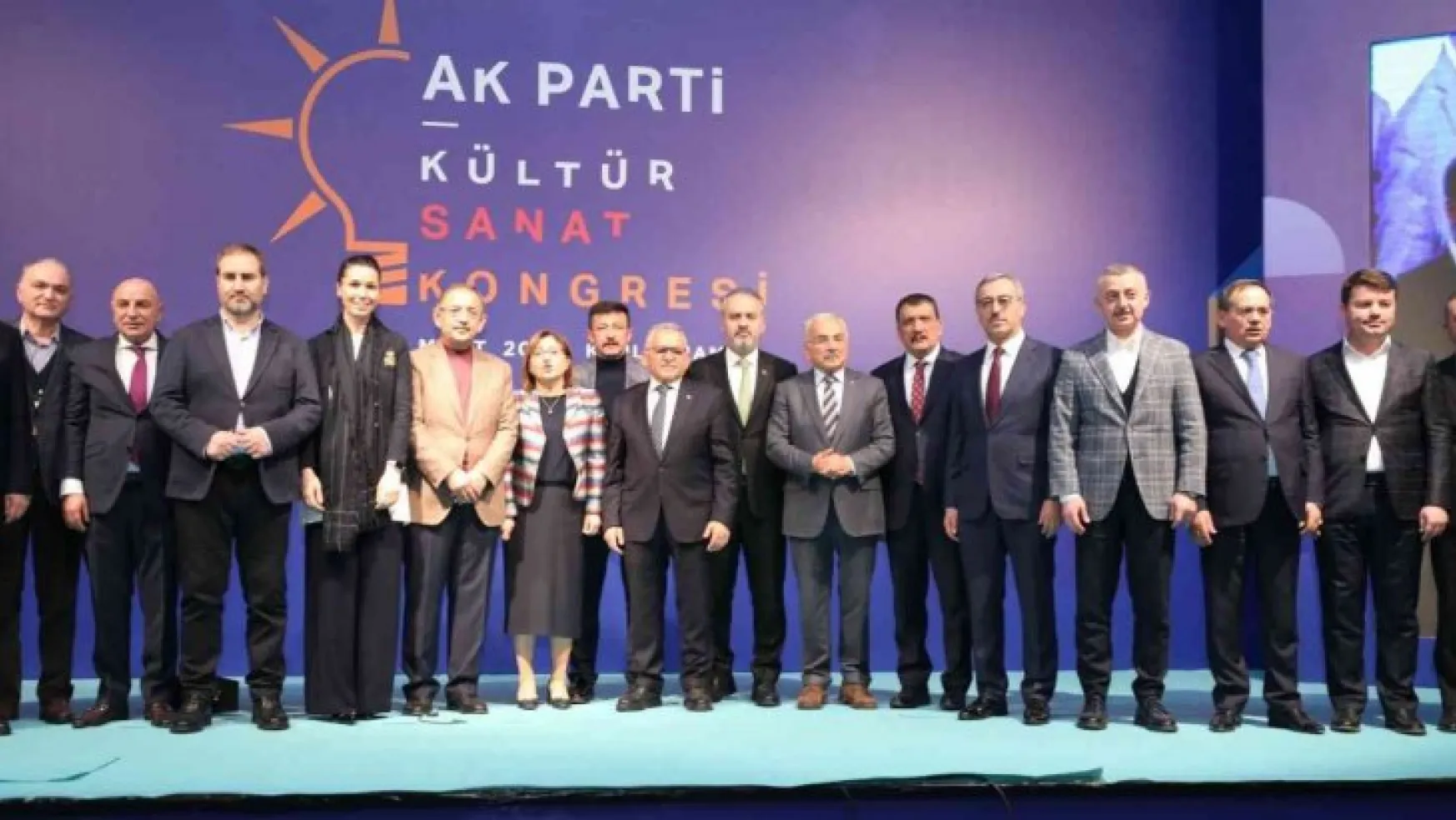 Kocaeli Büyükşehir Belediyesi'ne yılın en başarılı kültür sanat ödülü