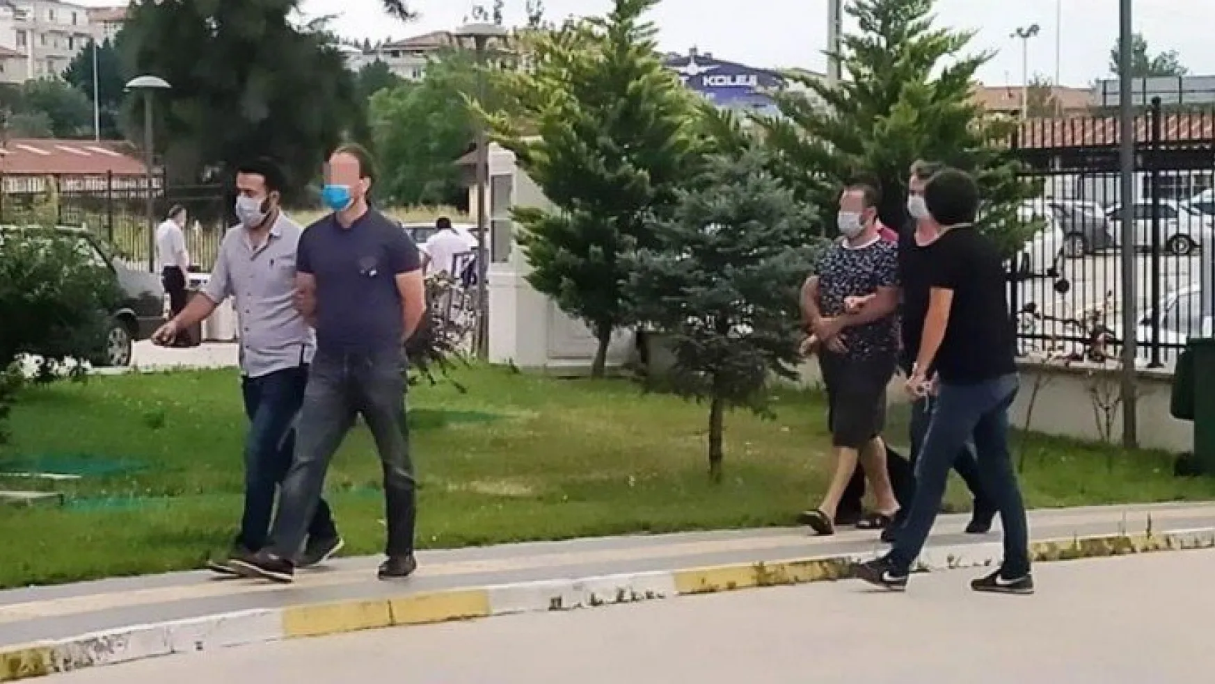 Kocaeli'de ATM dolandırıcıları polisin takibiyle yakalandı