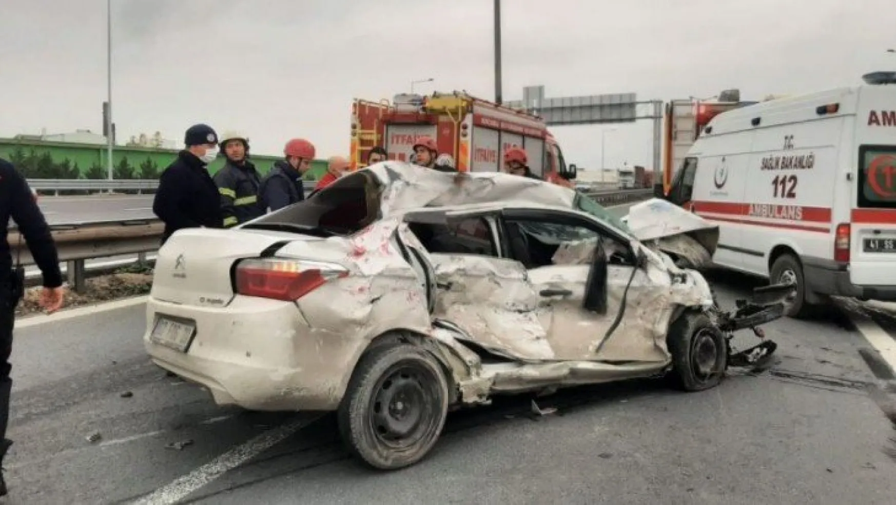 Kocaeli'de zincirleme trafik kazası: 1 ağır yaralı