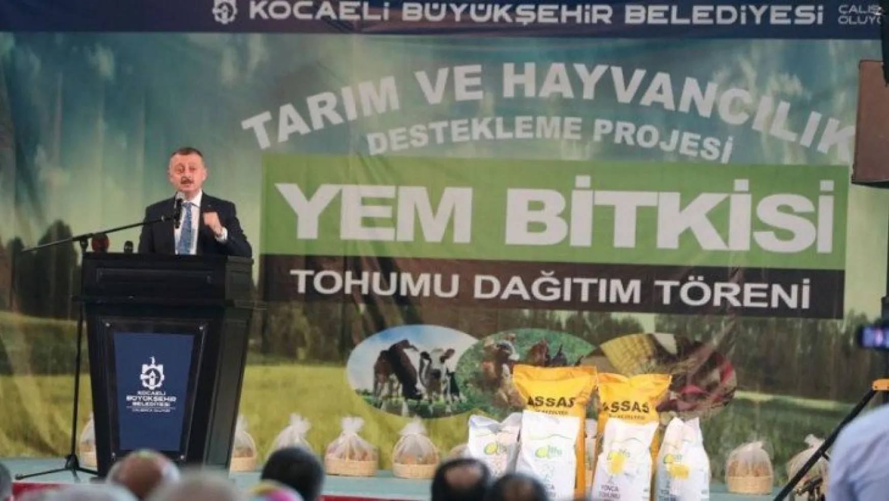 Kocaeli'de çiftçinin yüzü gülüyor Büyükşehir'den gübre ve tohum desteği