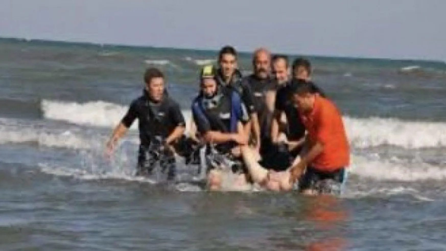 Kocaeli'de denize giren 1'i çocuk 2 kişi boğuldu!