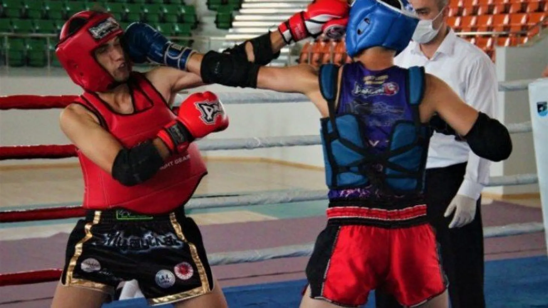 Kocaeli'de nefes kesen Muay Thai mücadelesi