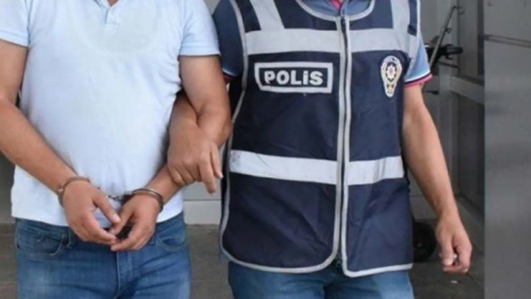 Kocaeli'de rüşvet alan polisler tutuklandı!