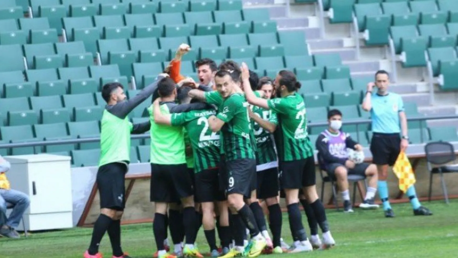 Kocaelispor Hacettepespor'u farklı mağlup etti: 4-1