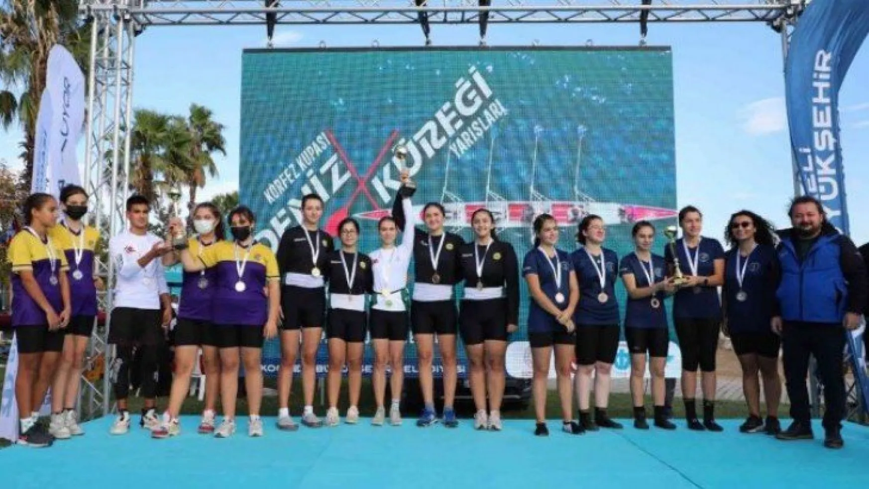 Körfez Kupası Deniz Küreği Yarışları'nda İzmit Sümerspor fırtınası esti