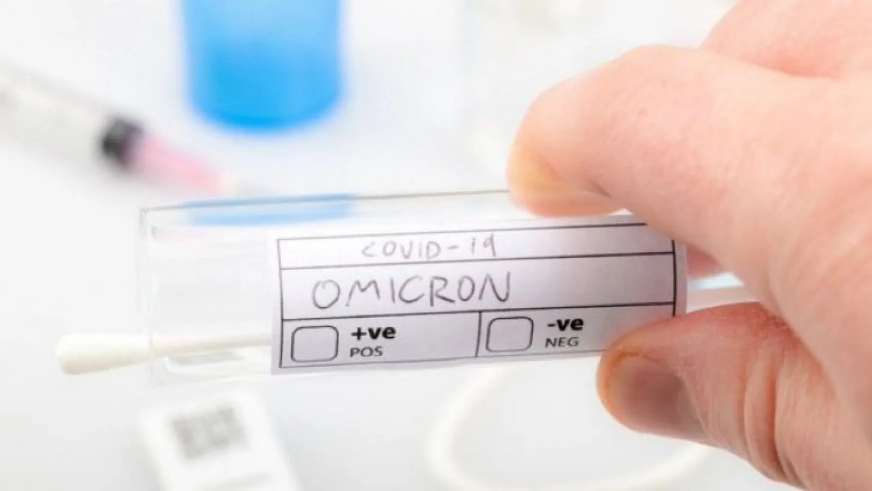 Korkutan haber: Aşı Omicron'a karşı daha az etkili