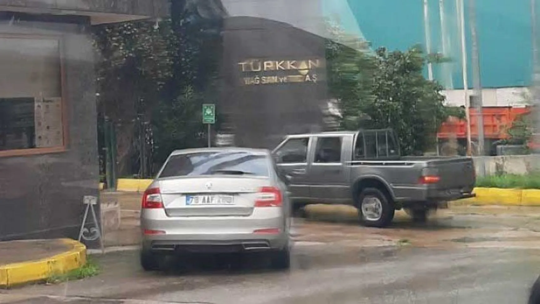 Lütfü Türkkan'ın fabrikası mühürlendi