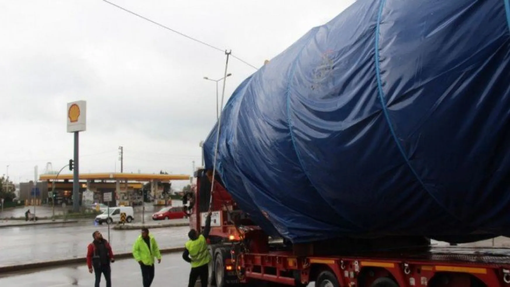 Milyonluk ihracat Gebze'de elektrik tellerine takıldı