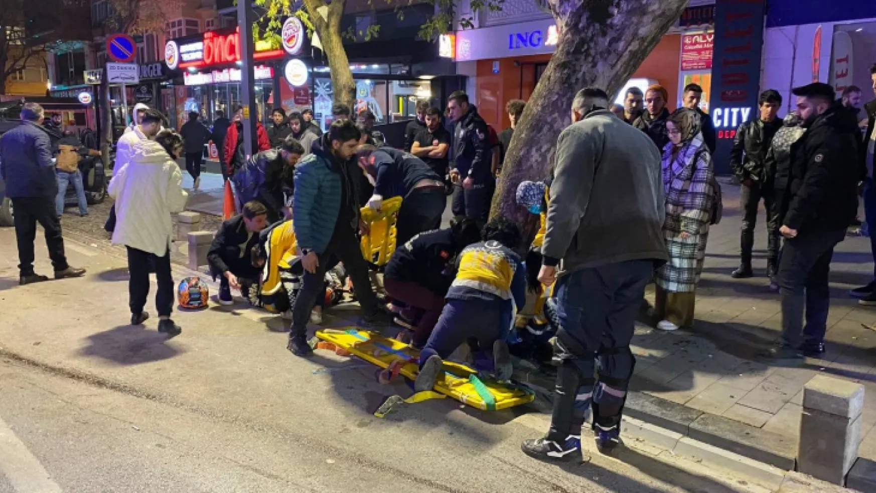 İzmit'teki motosiklet kazasında 2 kişi ağır yaralandı