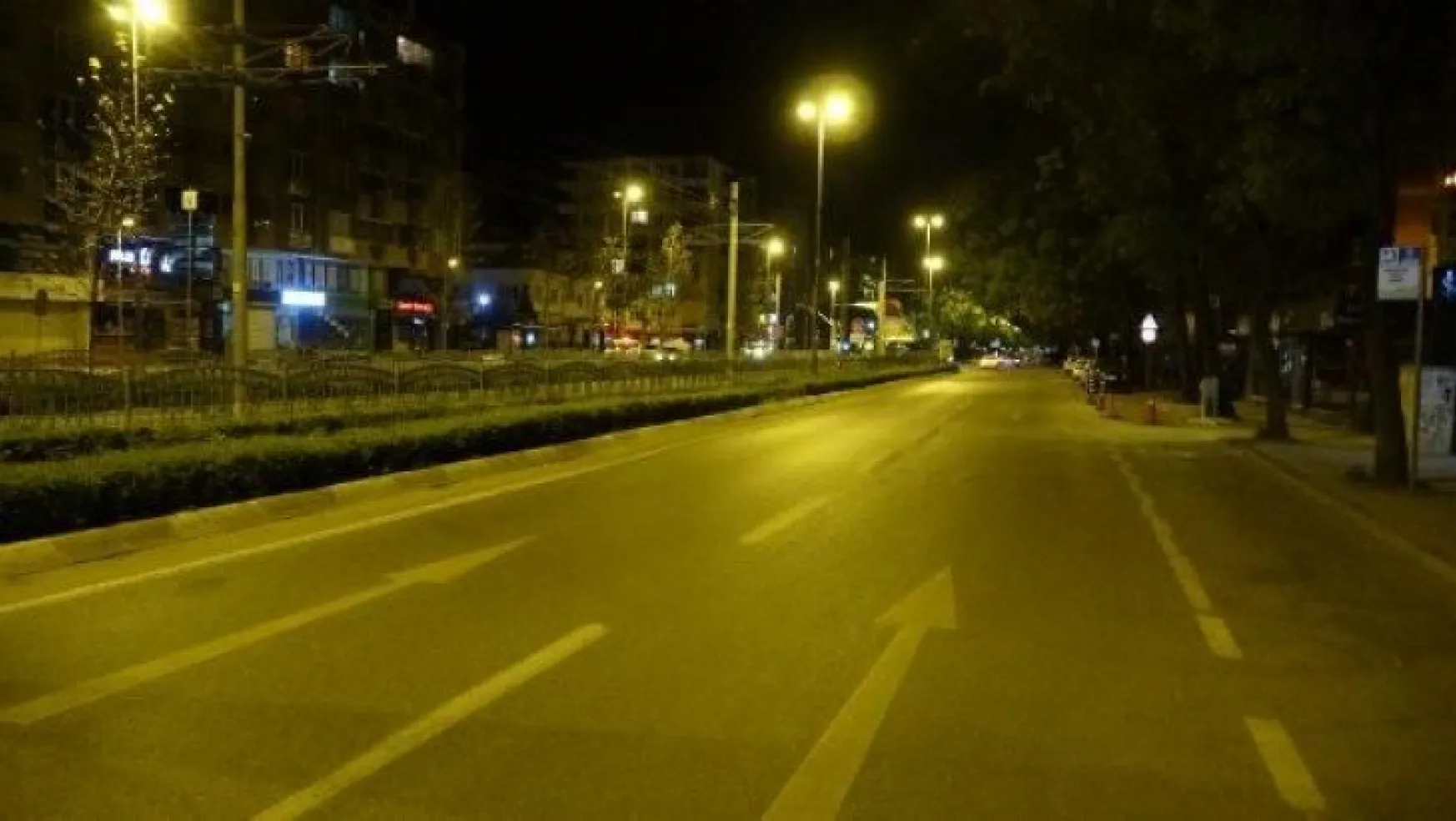 Yasak başladı Kocaeli'de sokaklar boşaldı!