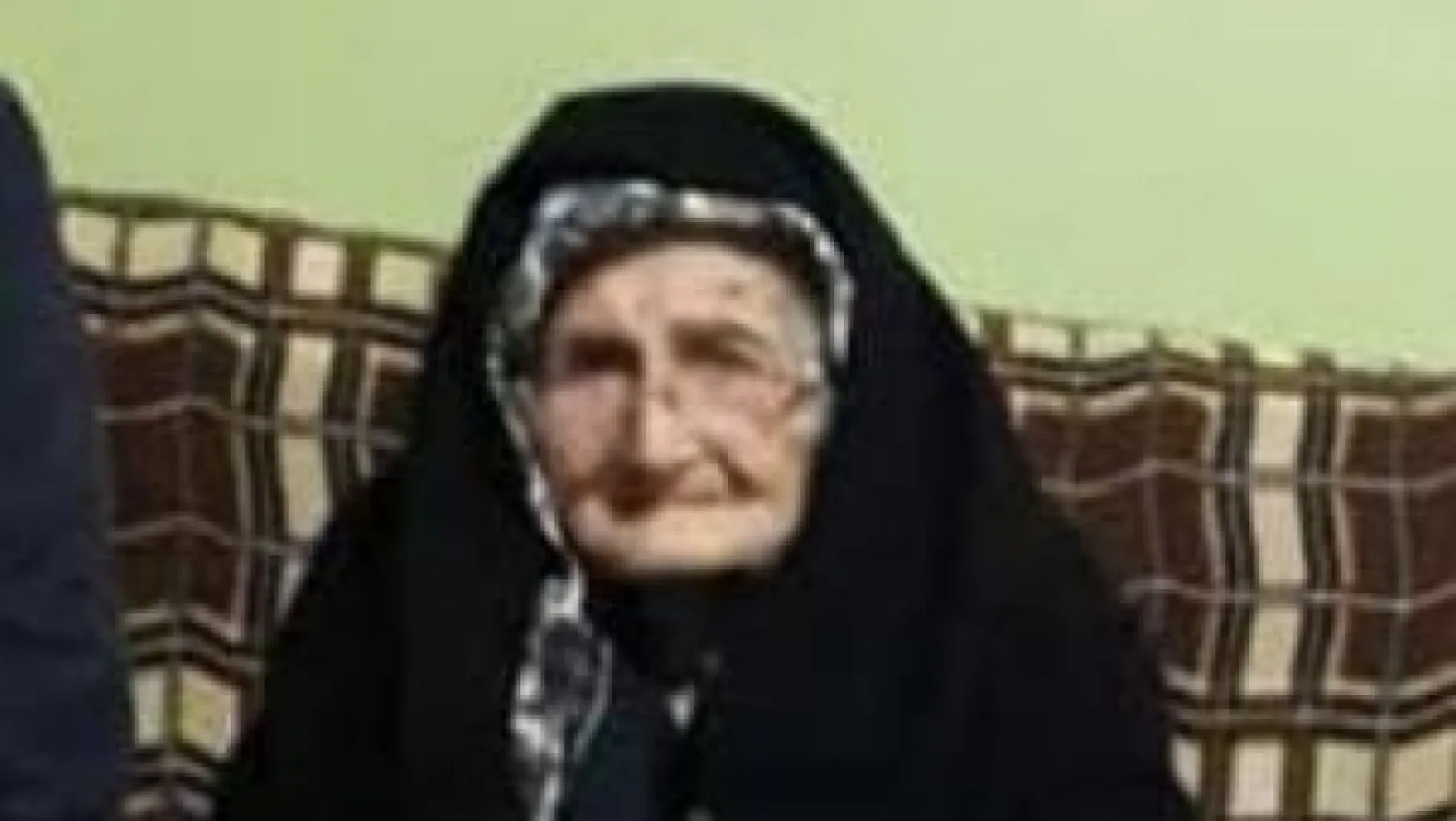 İzmir'de yemek yaparken elbiseleri tutuşan yaşlı kadın yanarak öldü