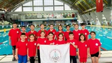 Körfezli yüzücüler şampiyon oldu