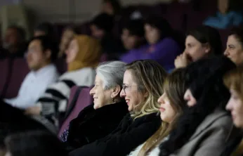 Git Başımdan, izleyicilere keyifli anlar yaşattı