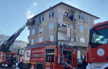 4 katlı binada yangın paniği