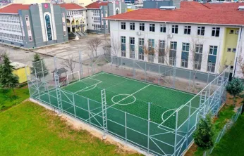 6 ilçedeki kırsala 12 futbol sahası