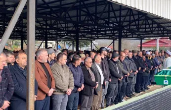 Ali Dere toprağa verildi