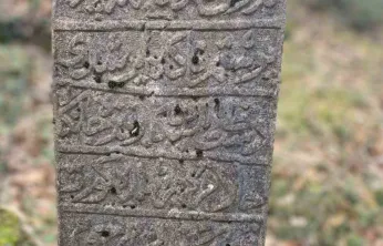 Asırlık Osmanlı mezarları yeniden ayağa kaldırıldı